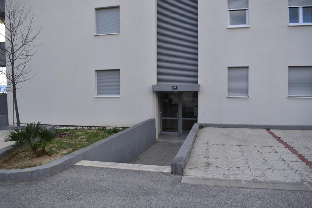 Apartment Alfa Split Exterior photo